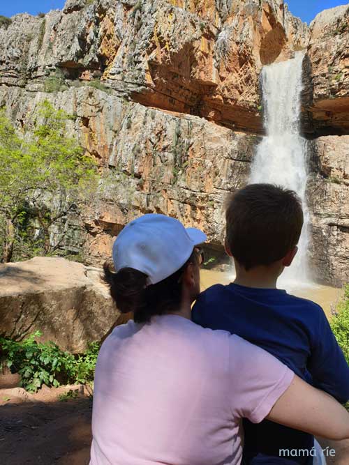Excursión en familia a la Cascada de la Cimbarra