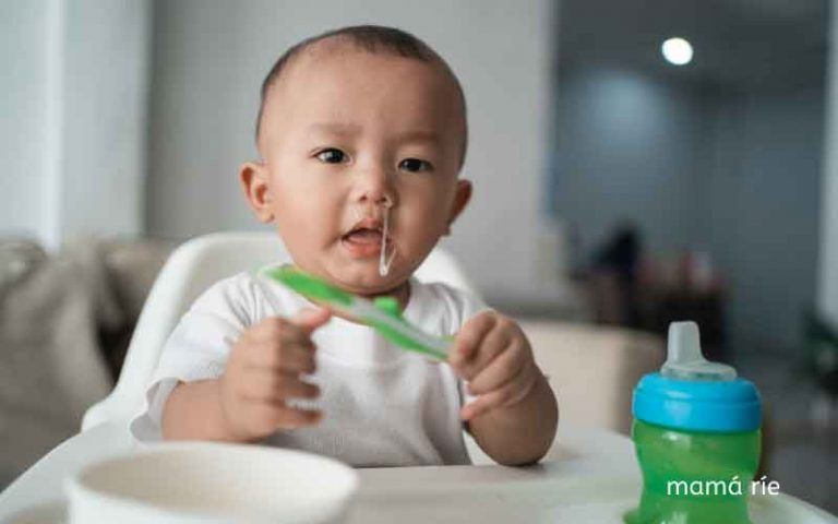 Por qué los niños se comen los mocos